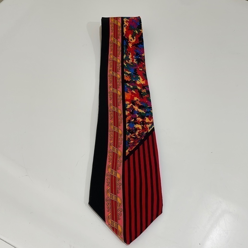 Rush Limbaugh Colorful 100% Silk Tie—Great Looking!! Like New Condition!!